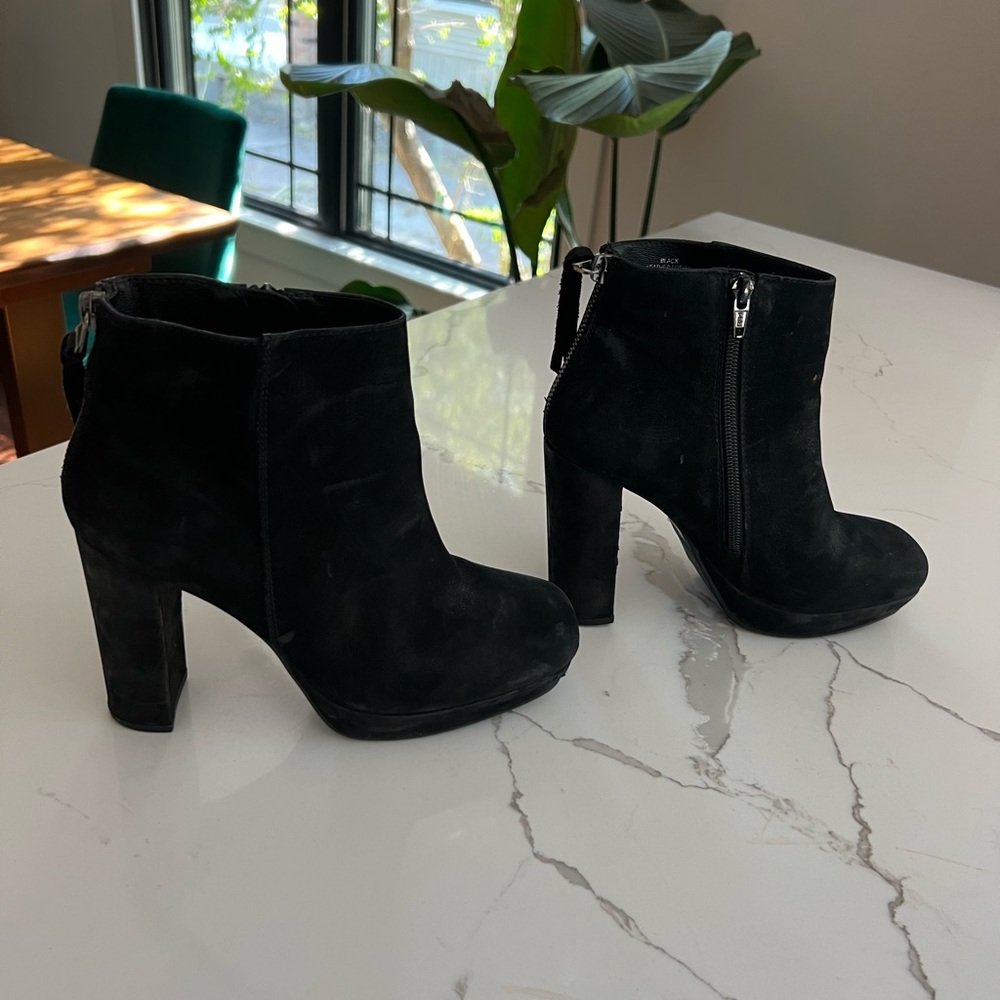 Steve Madden Black Boots - Size 7